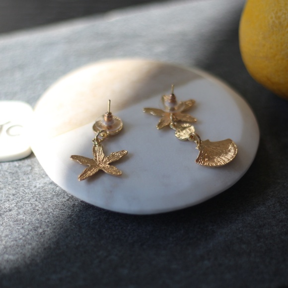 BOGO🎁 Handmade Earrings Starfish Seashell Dangle - Picture 6 of 7